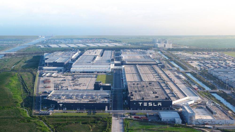 特斯拉中國(guó)上海儲(chǔ)能超級(jí)工廠(chǎng)即將開(kāi)建!其產(chǎn)品主要將出口銷(xiāo)售_汽車(chē)