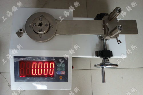 智能制造驅(qū)動(dòng)下的變革 上海扭矩扳手校準(zhǔn)儀的技術(shù)發(fā)展與市場(chǎng)應(yīng)用
